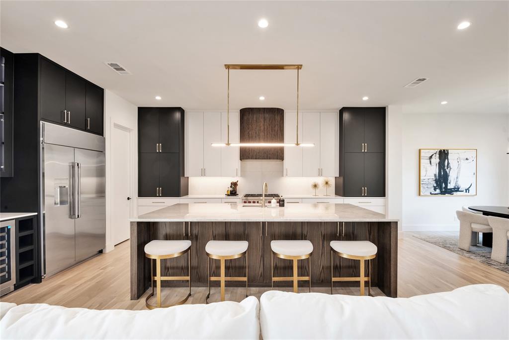 6923 Inverness Lane Dallas, TX 75214 - Photo 7 of 40