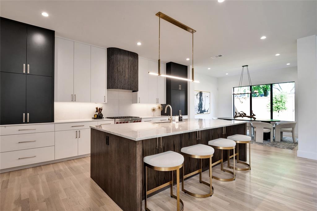 6923 Inverness Lane Dallas, TX 75214 - Photo 8 of 40