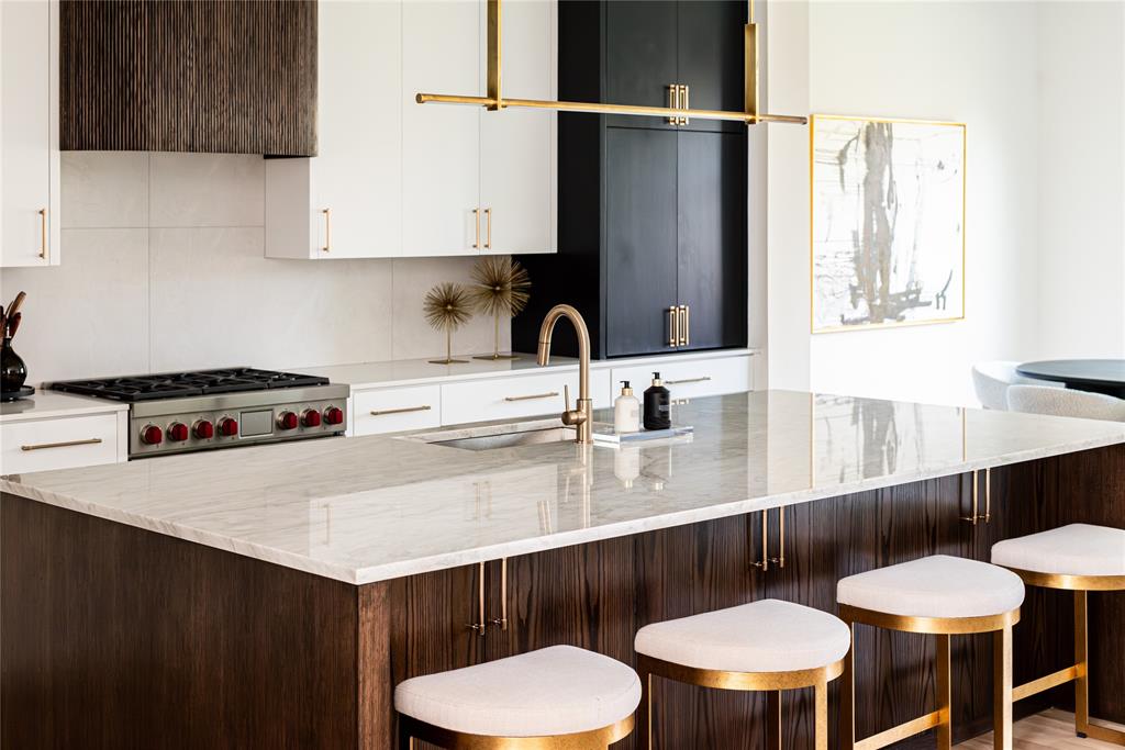 6923 Inverness Lane Dallas, TX 75214 - Photo 10 of 40