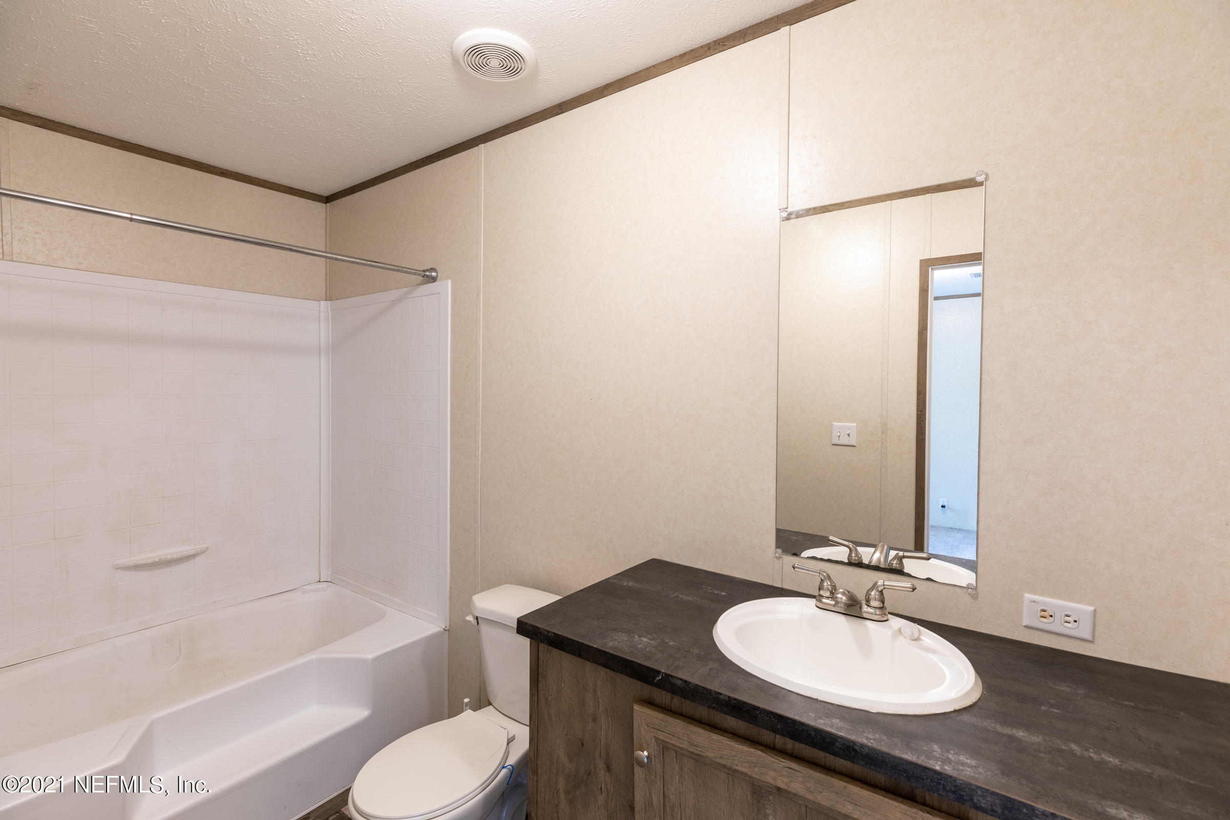 5950 Trawick Road Keystone Heights, FL 32656 - Photo 12 of 15 Guest Bath