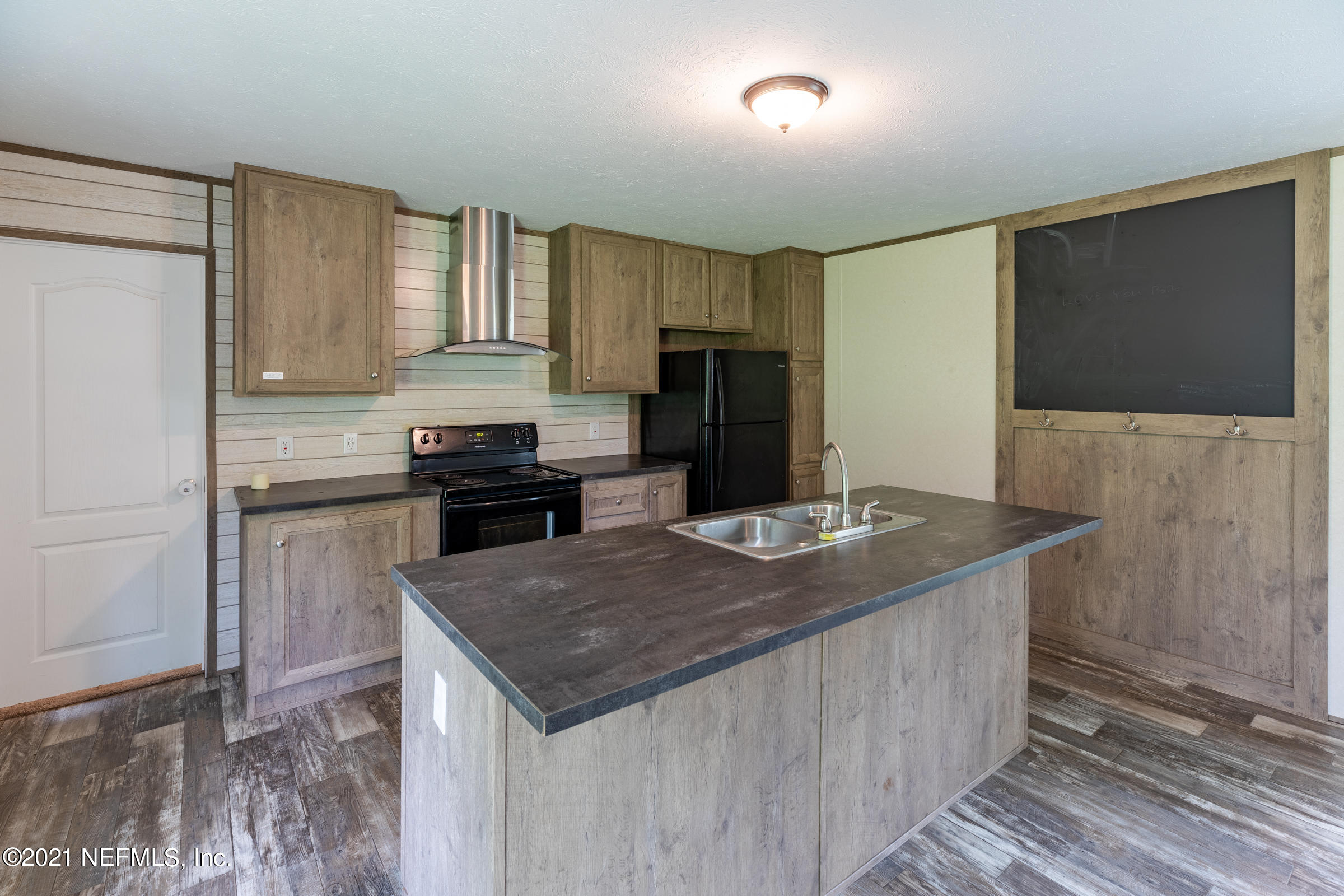 5950 Trawick Road Keystone Heights, FL 32656 - Photo 3 of 15 Kitchen