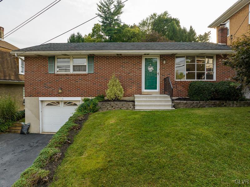 906 Ridge Street Easton, PA 18042 - Photo 1 of 25 Welcome Home:)