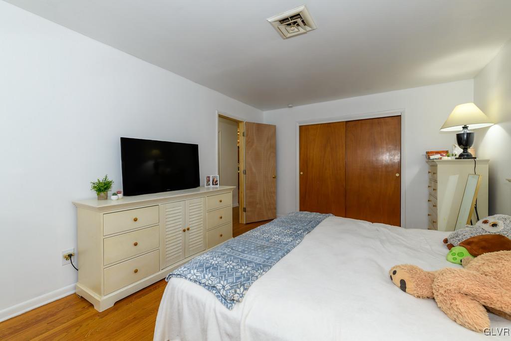906 Ridge Street Easton, PA 18042 - Photo 13 of 25 Gallery Image 13