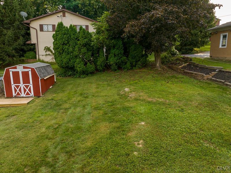 906 Ridge Street Easton, PA 18042 - Photo 24 of 25 Back yard