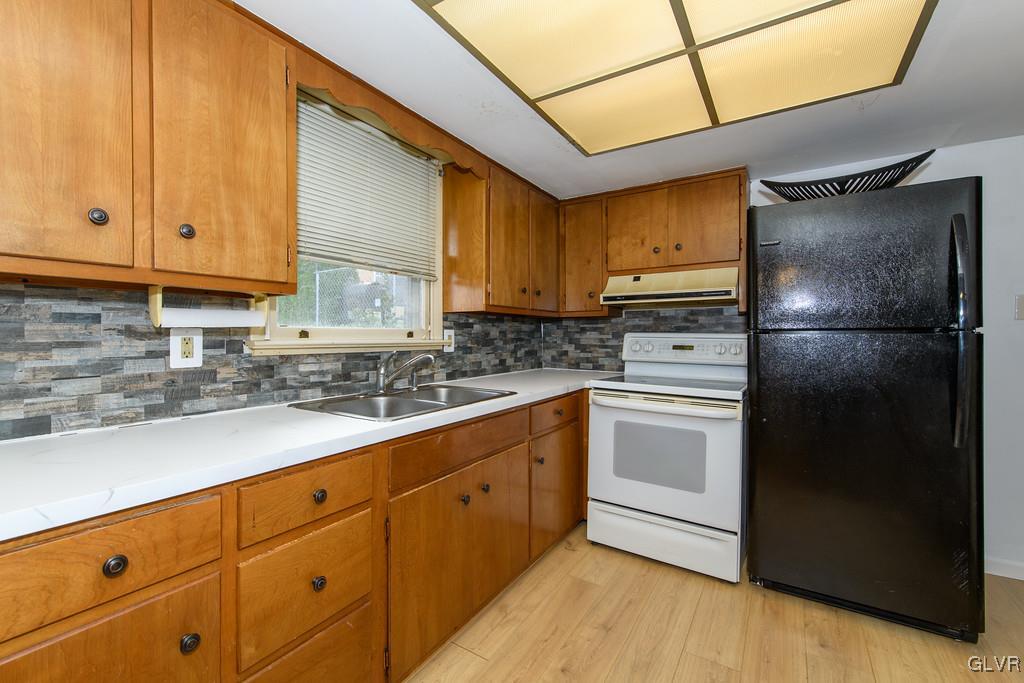 906 Ridge Street Easton, PA 18042 - Photo 9 of 25 Gallery Image 9