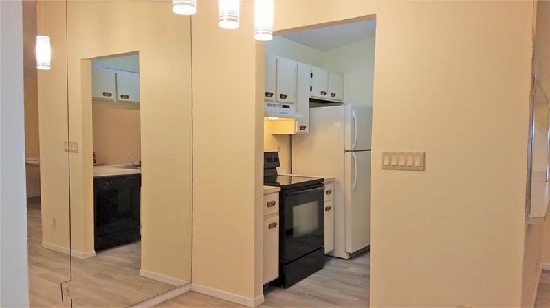 9466 Boca Cove Circle, Unit 310 Boca Raton, FL 33428 - Photo 6 of 22 9466- Pic 6