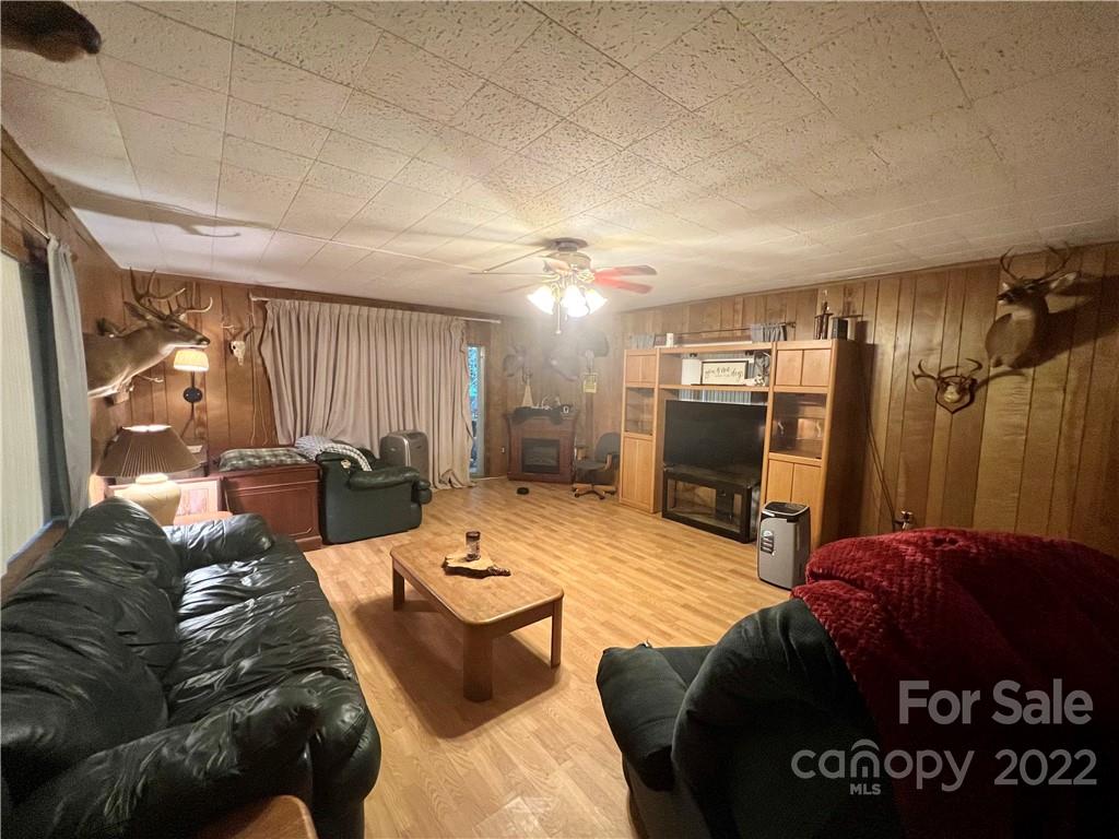 305 Lake Sega Road Brevard, NC 28712 - Photo 25 of 42 Gallery Image 25