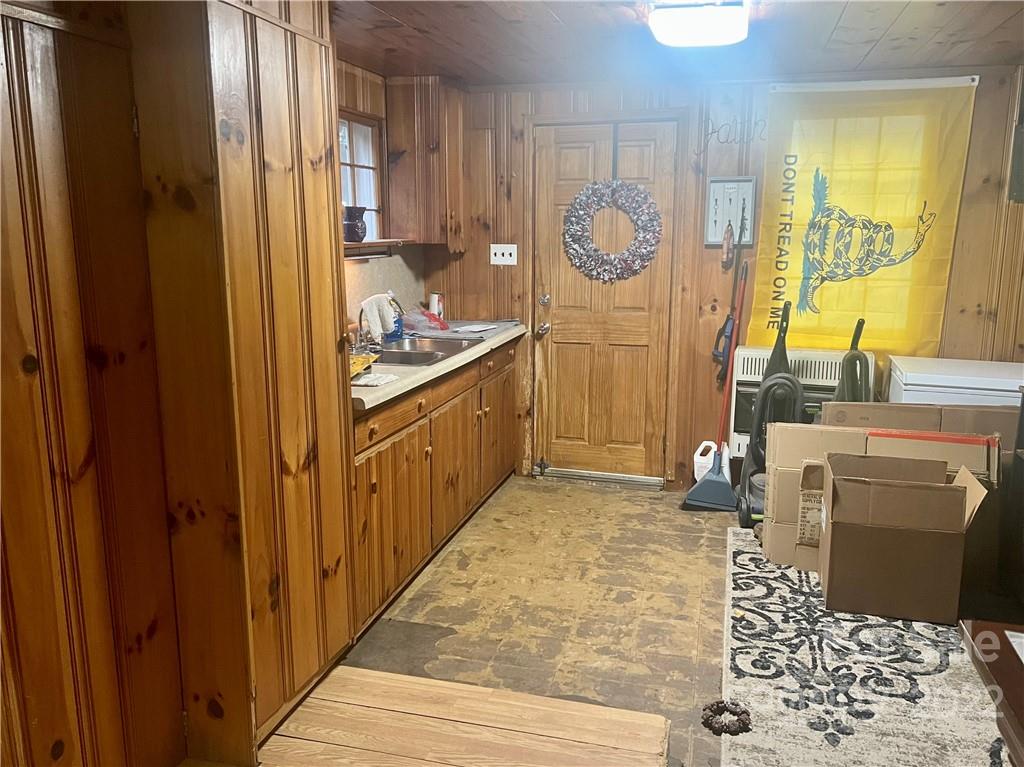 305 Lake Sega Road Brevard, NC 28712 - Photo 30 of 42 Gallery Image 30