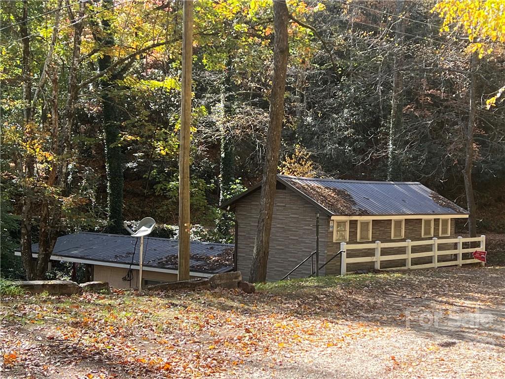 305 Lake Sega Road Brevard, NC 28712 - Photo 42 of 42 Gallery Image 42