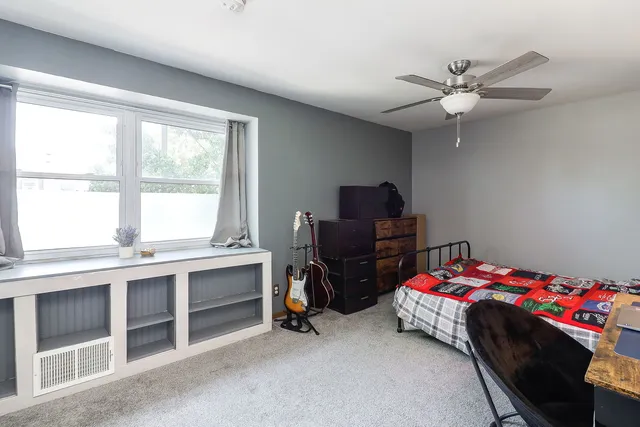 $190,000 | 21 Fernwood Drive, Unit 21U, Bolingbrook, IL 60440