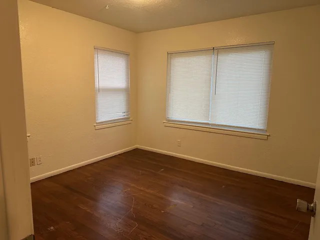 $1,450 | 116 Forest Oaks Lane, Lake Jackson, TX 77566