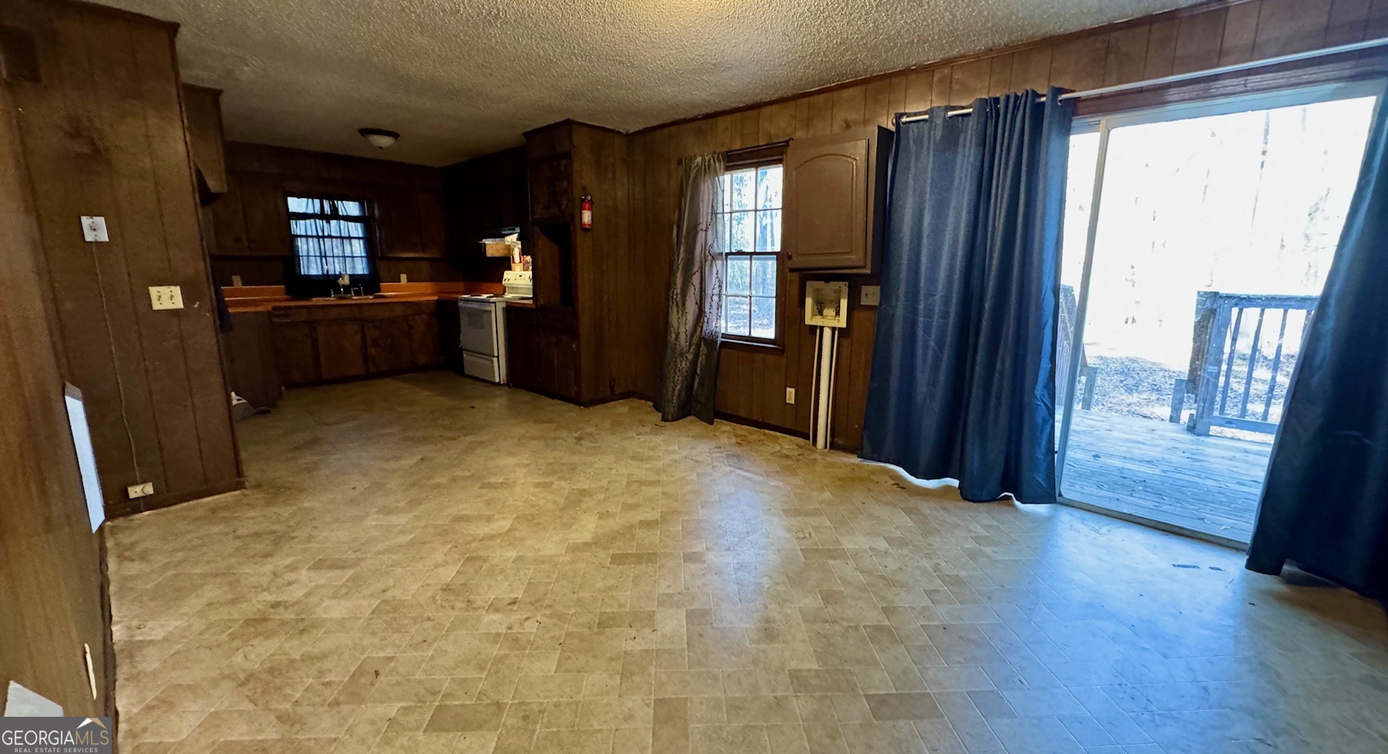 4503 Roland Hayes Parkway Southwest Calhoun, GA 30701 - Photo 2 of 6