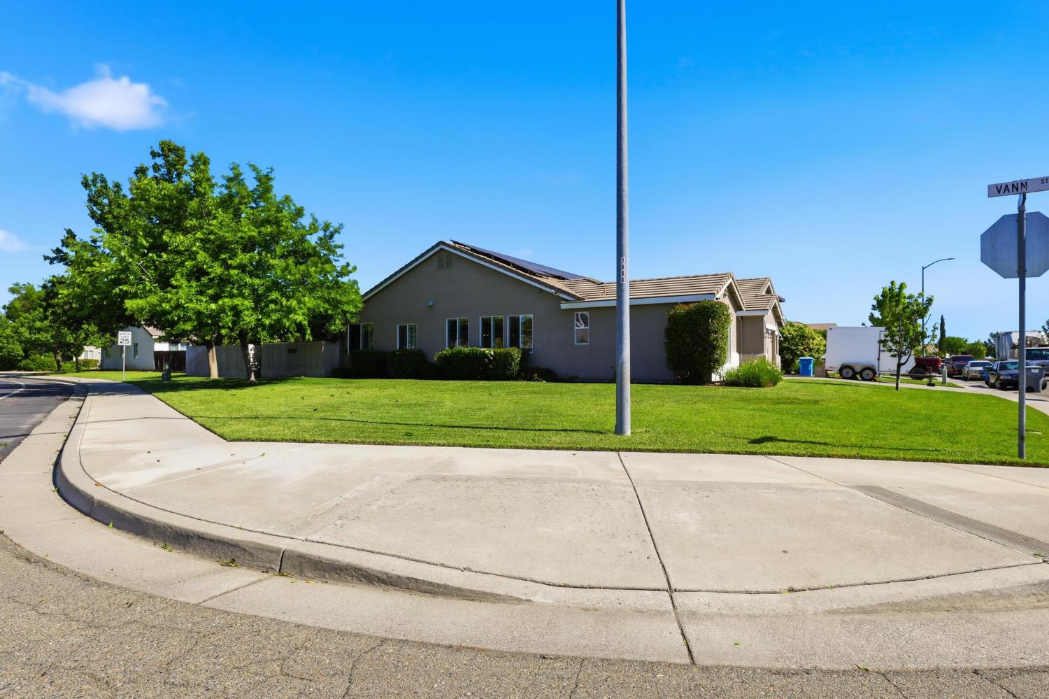502 Waterfowl Way Williams, CA 95987 - Photo 50 of 51 a view of a house with a swimming pool and a yard