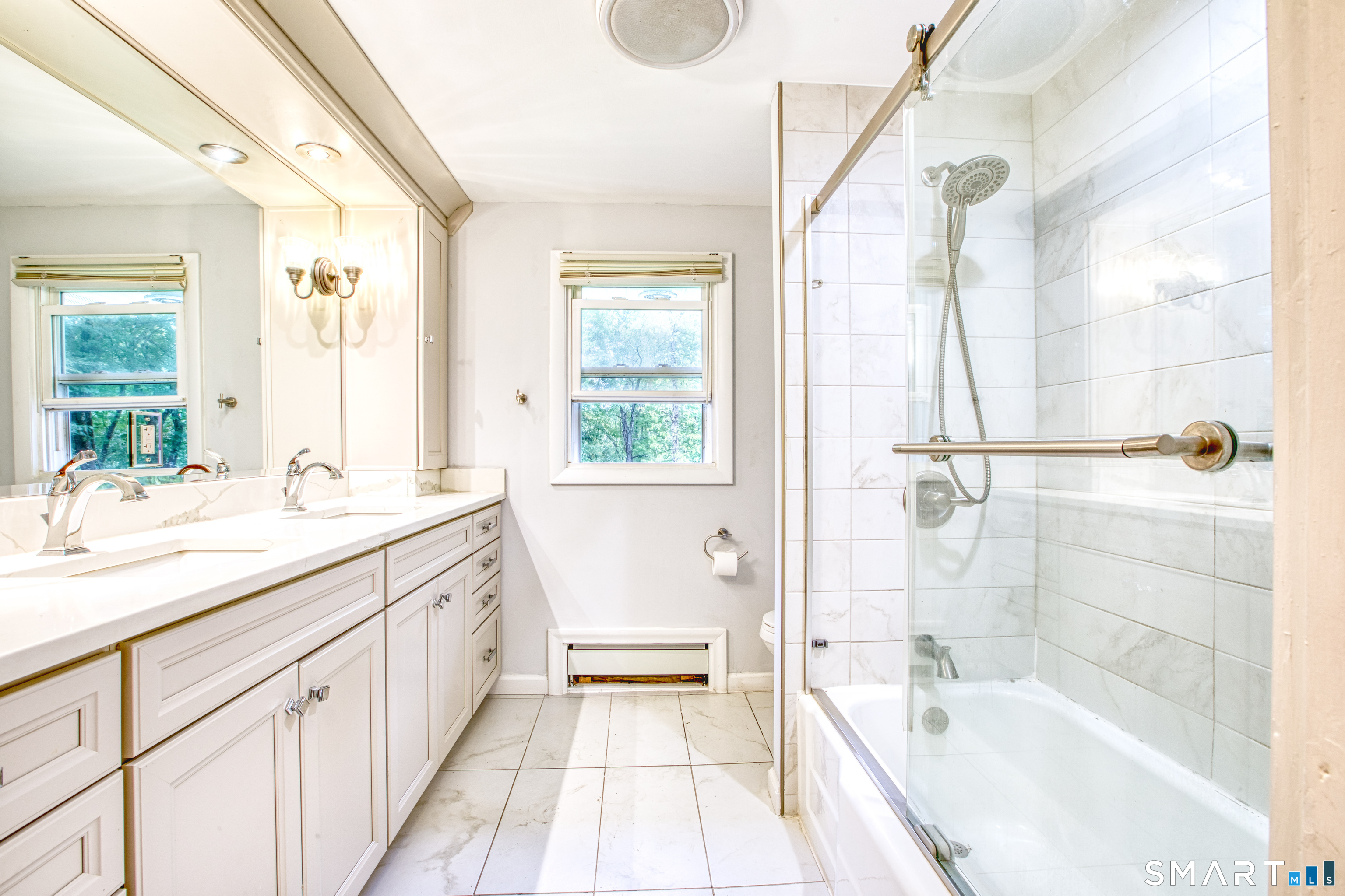 1040 Mountain Road Bloomfield, CT 06002 - Photo 19 of 30 Gallery Image 19