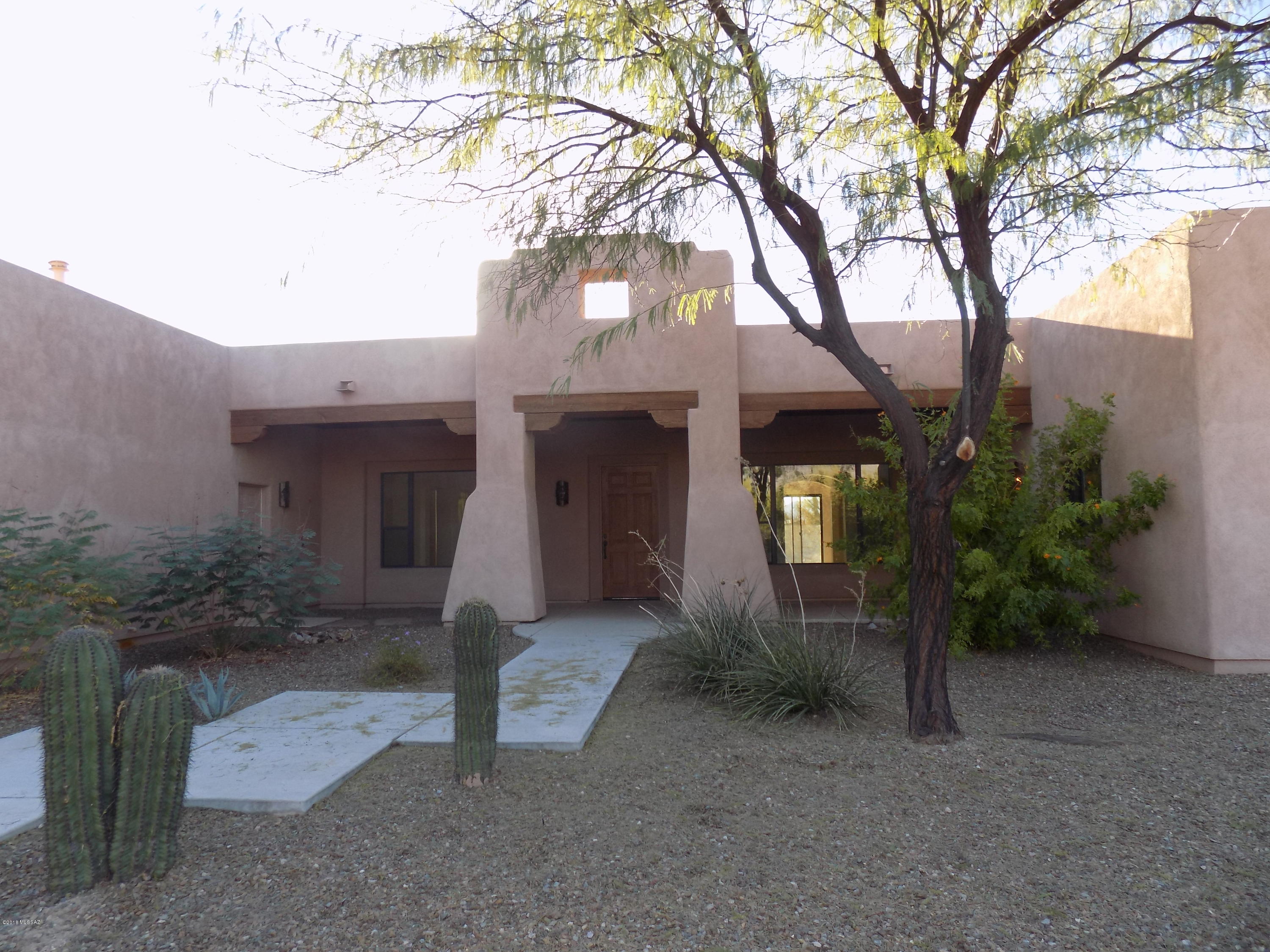1077 West Panorama Road Tucson, AZ 85704 - Photo 1 of 50 Gallery Image 1
