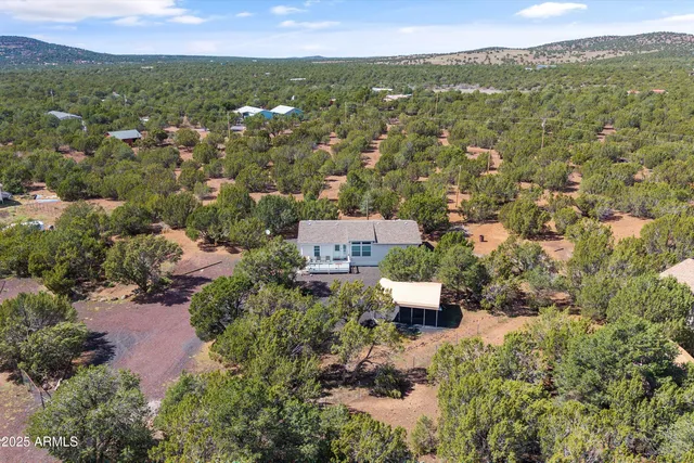 $289,000 | 2327 North North, Vernon, AZ 85940