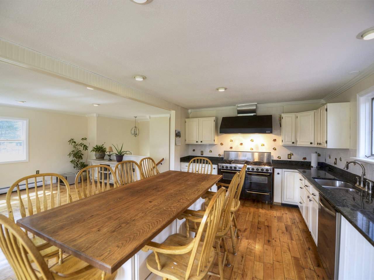 238 Nichols Road Fairfax, VT 05454 - Photo 8 of 36