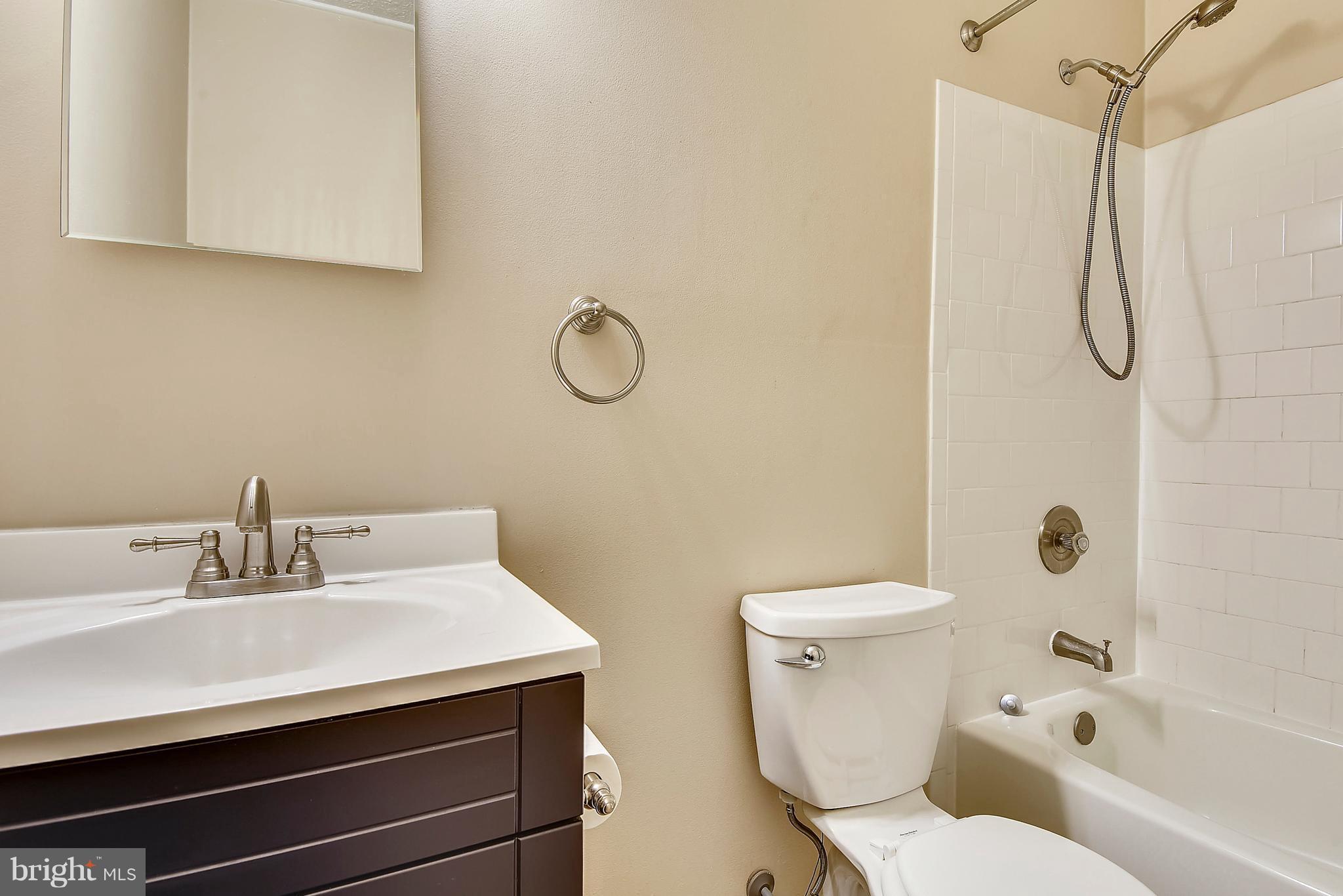 8176 Silo Road Severn, MD 21144 - Photo 23 of 30 Upper Level Bath