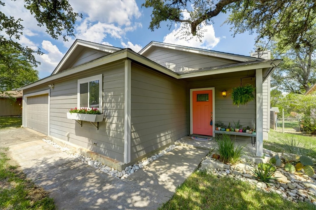 8400 Thunderbird Road Austin, TX 78736 - Photo 1 of 1
