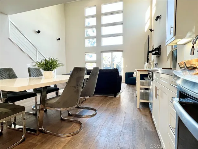 $929,900 | 1500 West Artesia Square, Unit E, Gardena, CA 90248