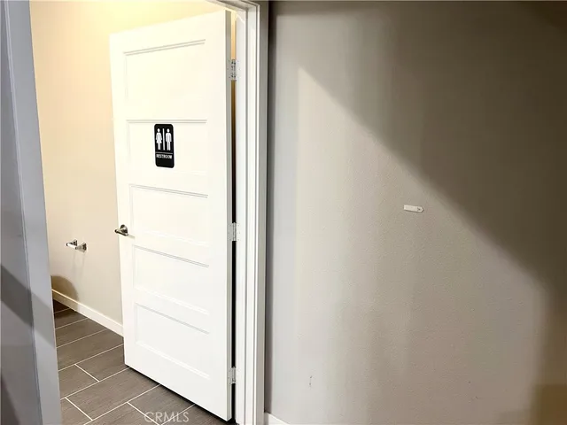 $929,900 | 1500 West Artesia Square, Unit E, Gardena, CA 90248