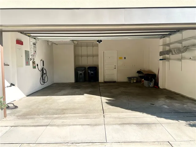 $929,900 | 1500 West Artesia Square, Unit E, Gardena, CA 90248