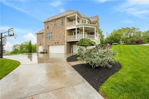 $1,275,000 | 1272 McEwen Road, Canonsburg, PA 15317