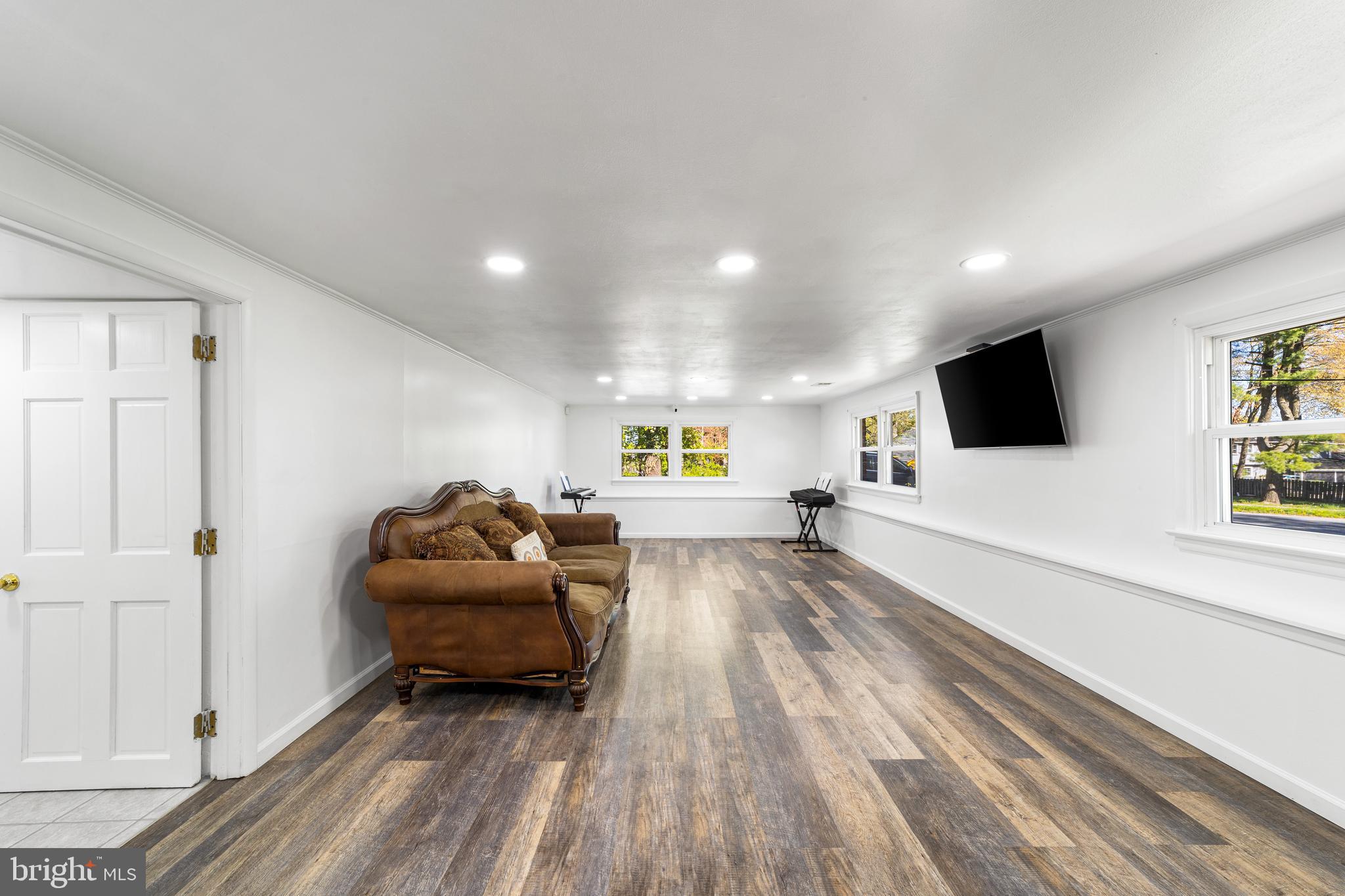 28 Bayberry Road Ewing, NJ 08618 - Photo 23 of 38