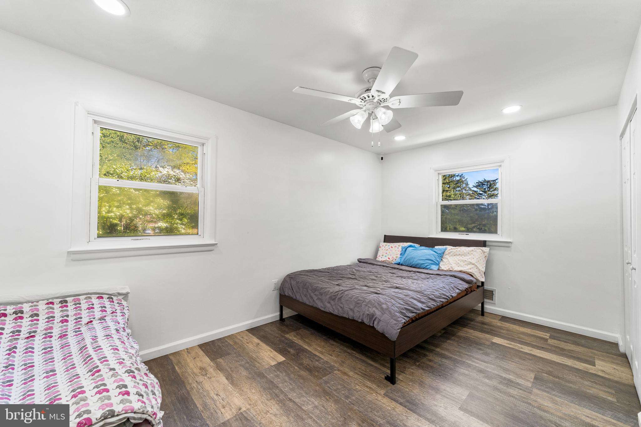 28 Bayberry Road Ewing, NJ 08618 - Photo 31 of 38