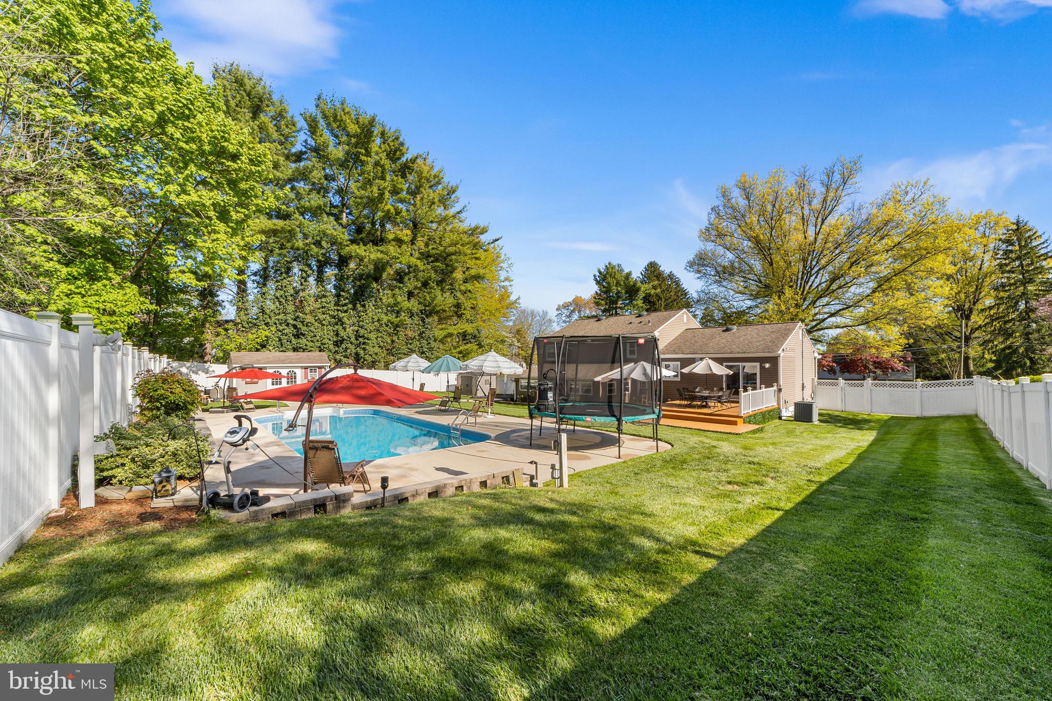 28 Bayberry Road Ewing, NJ 08618 - Photo 8 of 38