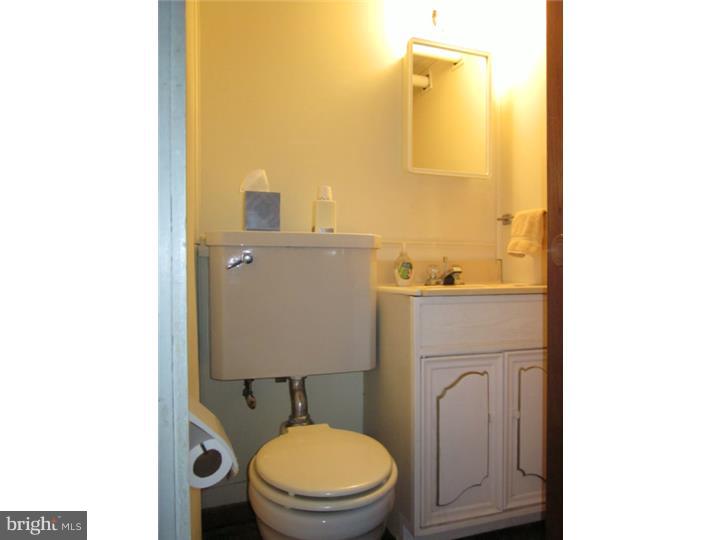 2434 Whitby Road Havertown, PA 19083 - Photo 22 of 25 Gallery Image 22