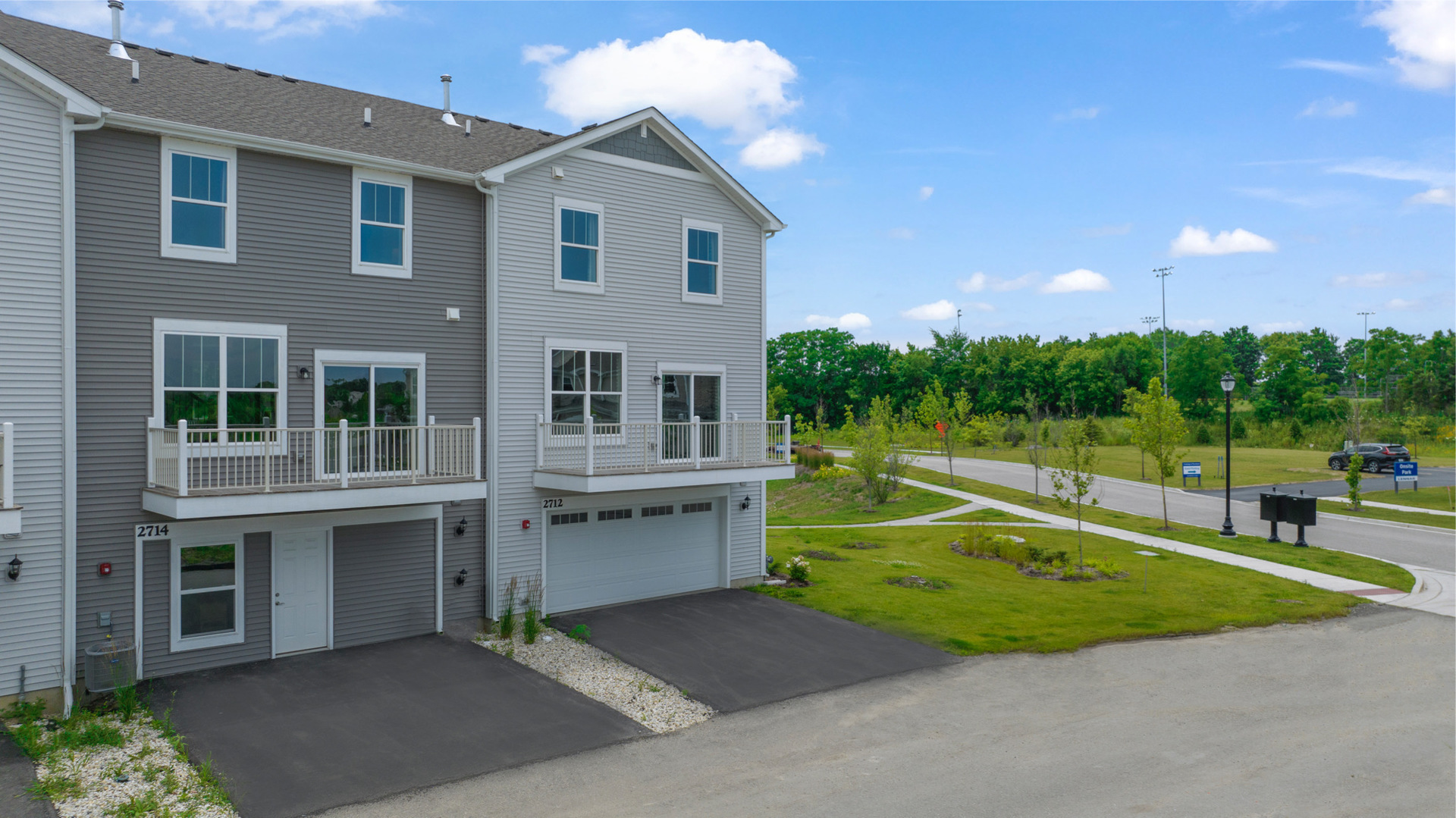543 Wolverine Drive Aurora, IL 60502 - Photo 30 of 30 a view of a house with a backyard and a patio
