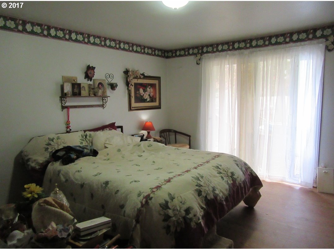 26066 Marina Road Veneta, OR 97487 - Photo 2 of 5 Gallery Image 2