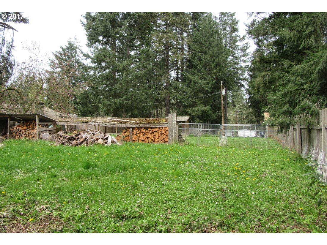 26066 Marina Road Veneta, OR 97487 - Photo 5 of 5 Gallery Image 5