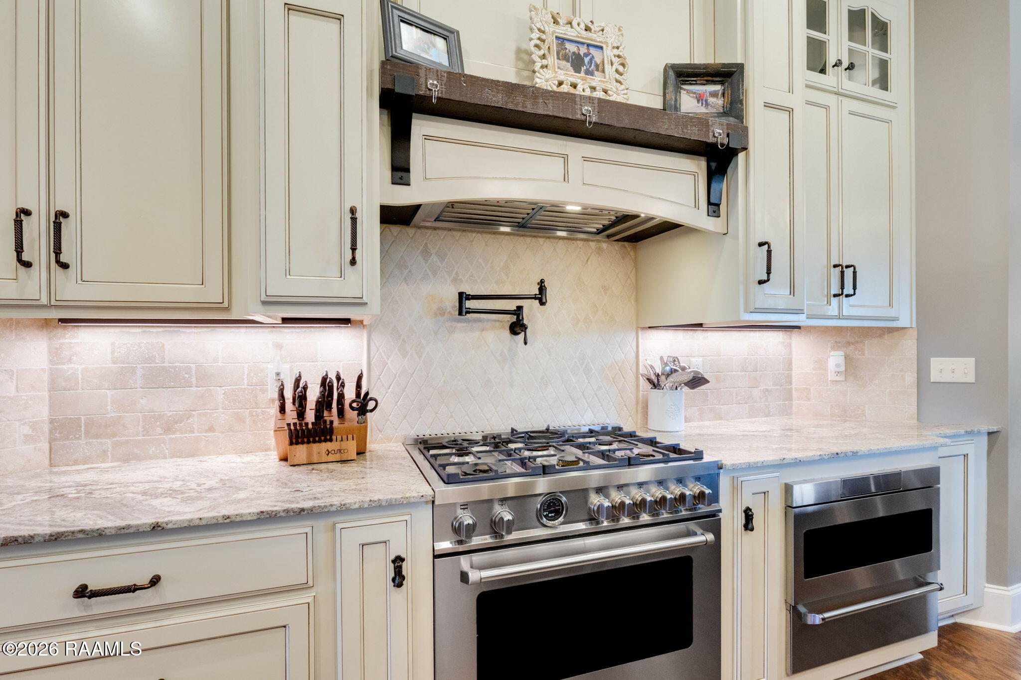 446 Colt Avenue Ville Platte, LA 70586 - Photo 8 of 44 1-web-or-mls-446 Colt Ave-28