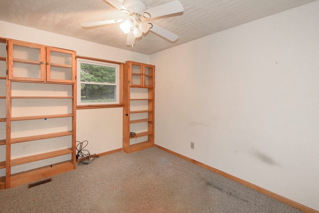 2891 Barrett Ridge Road Draper, VA 24324 - Photo 29 of 53 Gallery Image 29