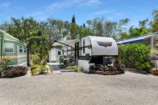 $350,000 | 101551 Overseas Highway, Unit 148, Key Largo, FL 33037