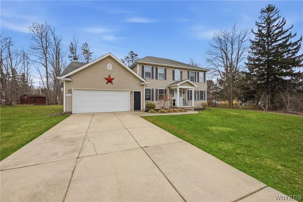 $525,000 | 119 North Lane, Evans, NY 14006