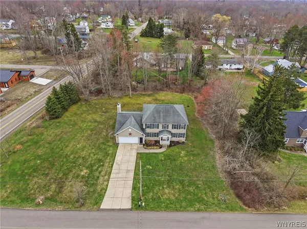 $525,000 | 119 North Lane, Evans, NY 14006