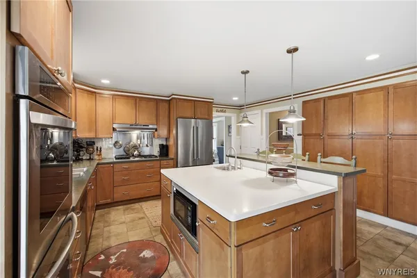 $525,000 | 119 North Lane, Evans, NY 14006