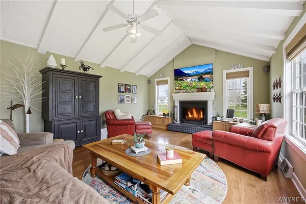 $525,000 | 119 North Lane, Evans, NY 14006