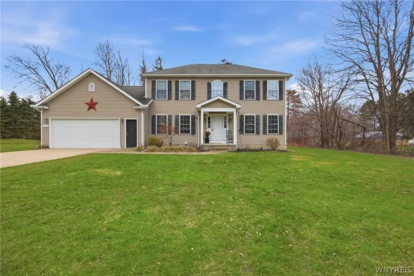 $525,000 | 119 North Lane, Evans, NY 14006