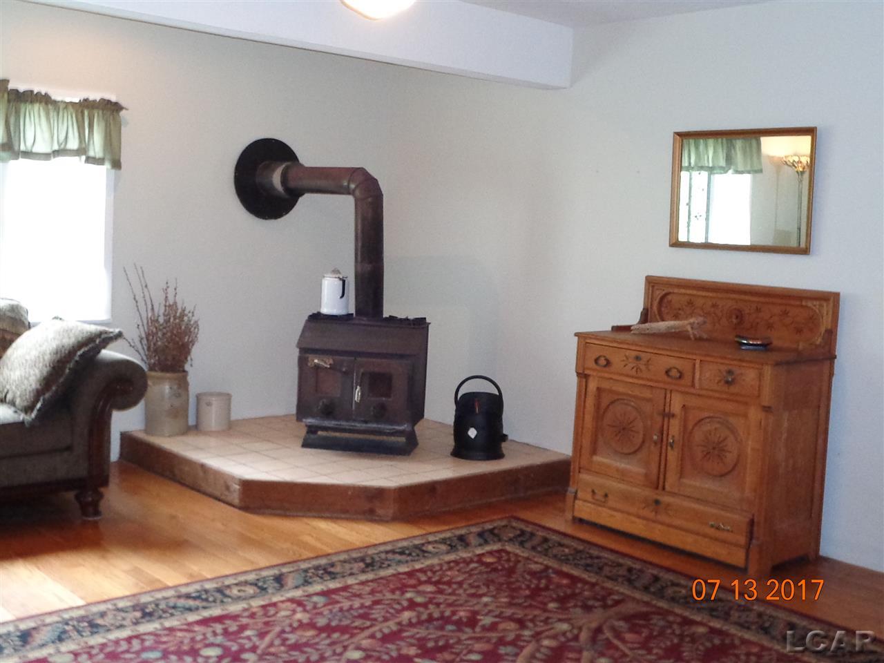 1806 Sutton Road Adrian, MI 49221 - Photo 10 of 24