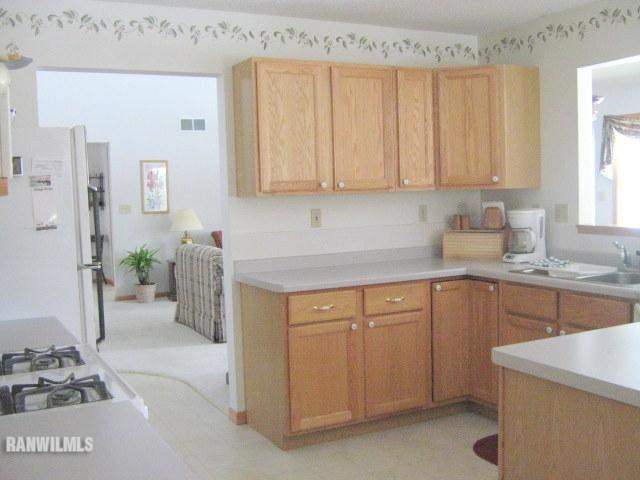 5444 North Afolkey Road Freeport, IL 61032 - Photo 6 of 12 Gallery Image 6