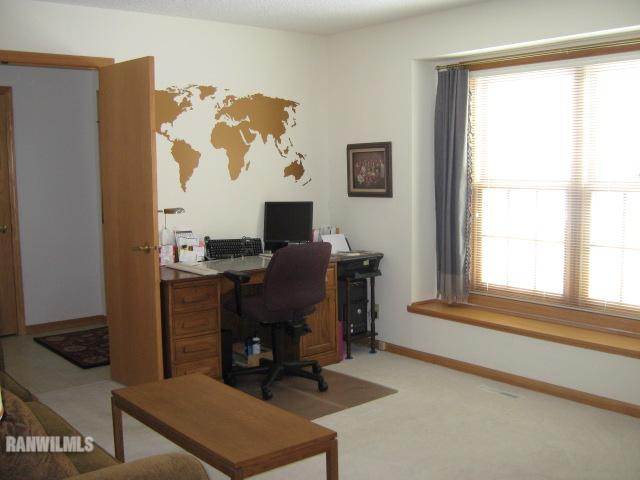 5444 North Afolkey Road Freeport, IL 61032 - Photo 9 of 12 Gallery Image 9
