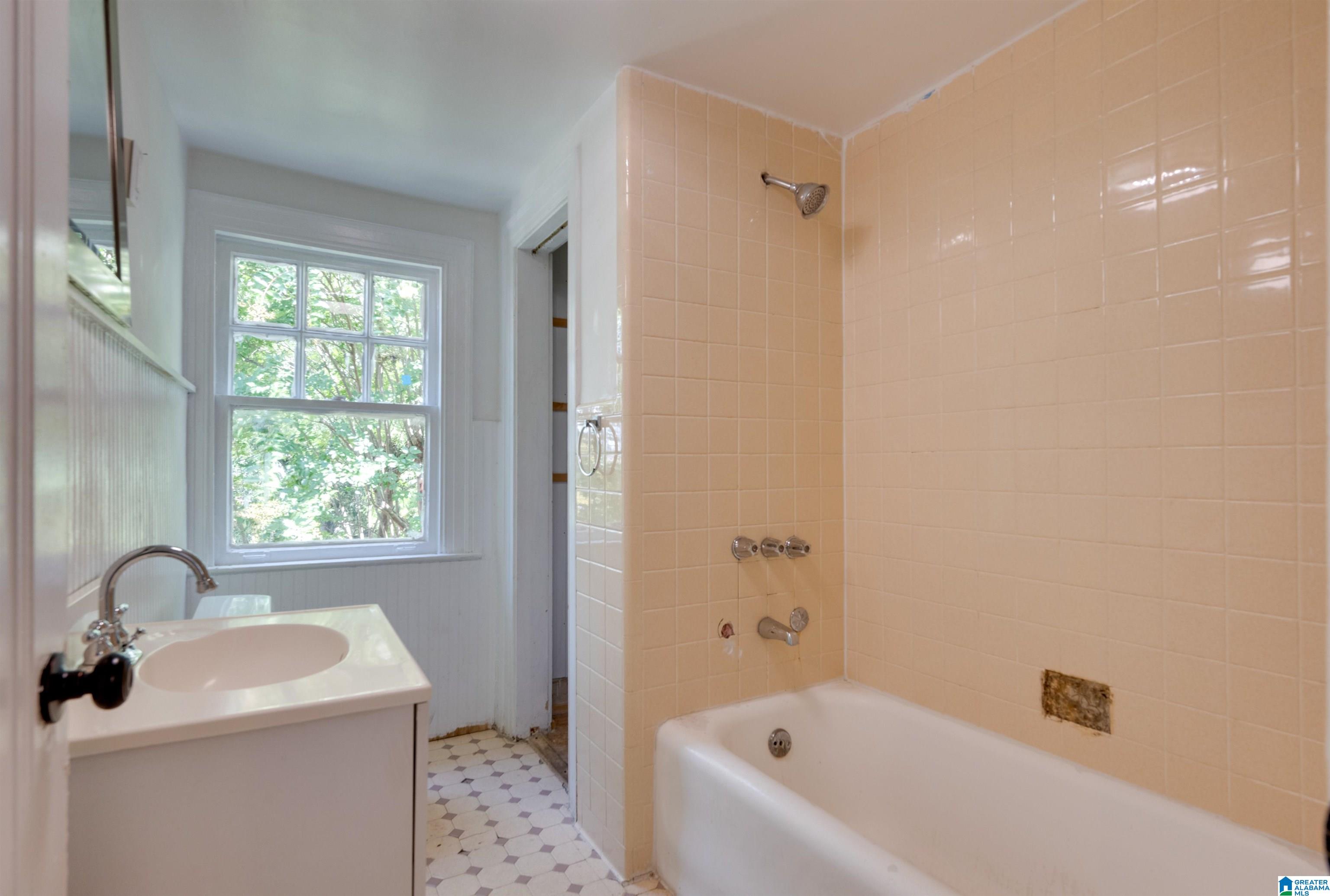 1736 28th Street North Birmingham, AL 35234 - Photo 26 of 44