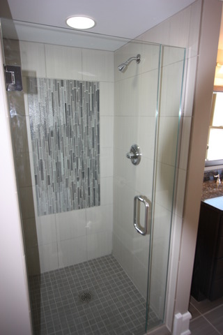 253 Blackhawk Road Riverside, IL 60546 - Photo 14 of 22 a bathroom with a shower and a sink