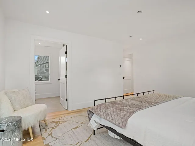 $2,478,000 | 24 Valley Road, Cos Cob, CT 06807