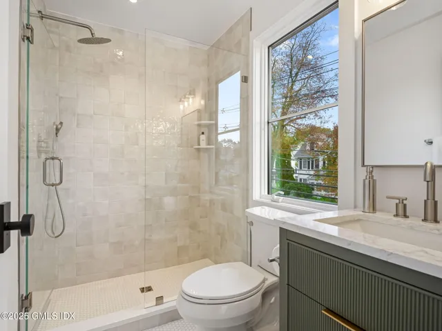 $2,478,000 | 24 Valley Road, Cos Cob, CT 06807