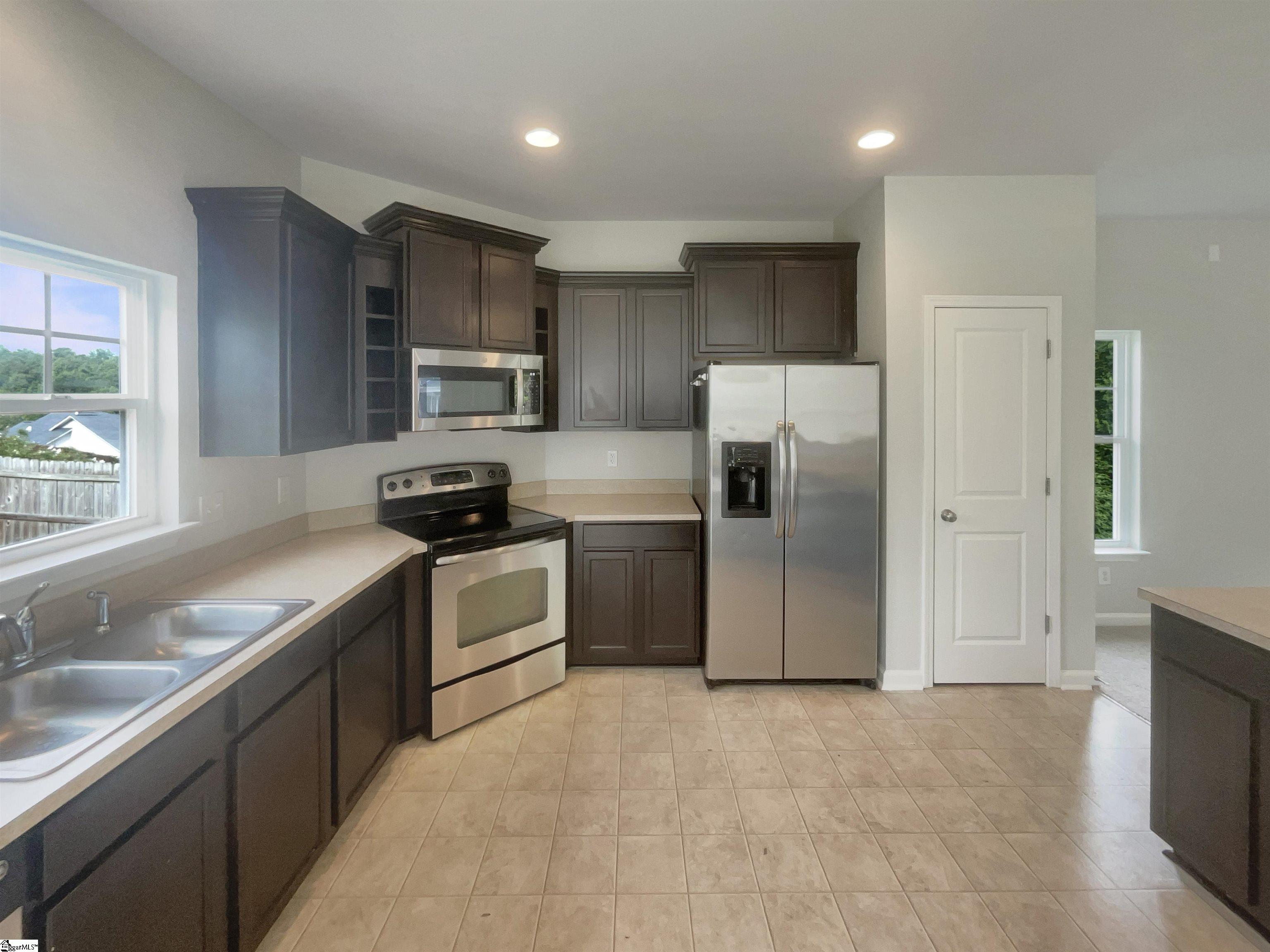 272 Stonewood Crossing Drive Boiling Springs, SC 29316 - Photo 16 of 20